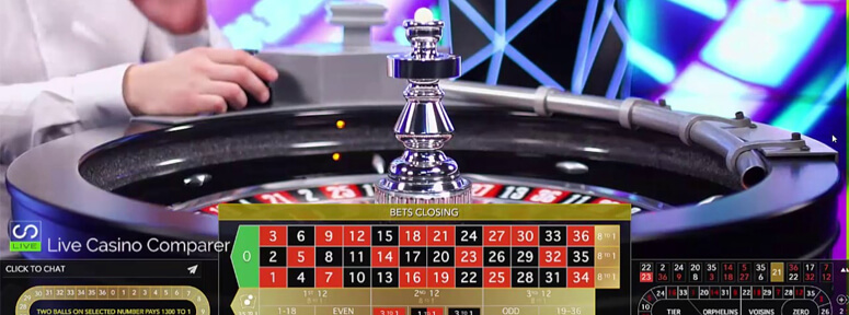Double ball roulette
