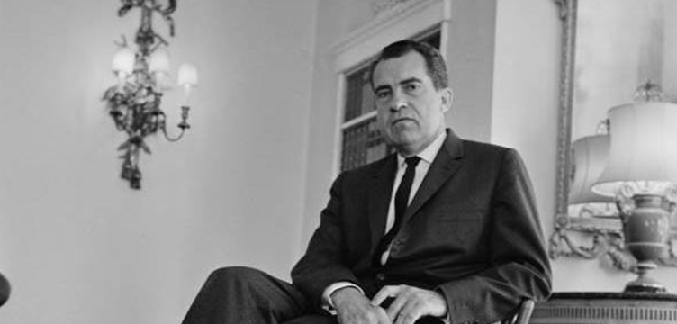 Richard Nixon watergate scandal